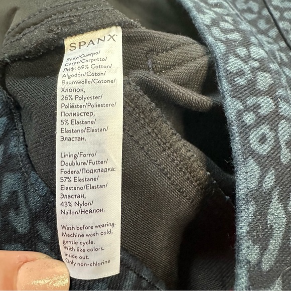 🆕SPANX Leopard High Rise Pull On Jeggings Size Small - Picture 4 of 5